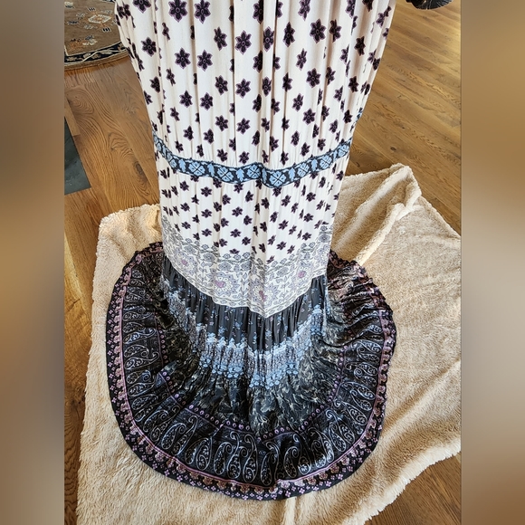 Spell & Gypsy Designs Lionheart Maxi Dress Medium - Picture 12 of 16